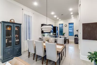 723 S Cesar Chavez Boulevard, Dallas, TX 75201 - Photo 5