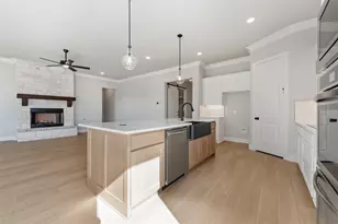 810 Westover Dr, Van Alstyne, TX 75495 - Photo 19