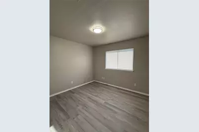 1435 N Bluegrove Road, Dallas, TX 75134 - Photo 15