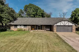 101 Meadow Ct, Weatherford, TX 76086 - Photo 1