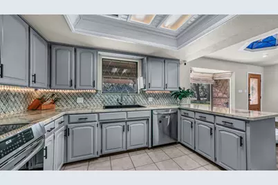 101 Meadow Court, Weatherford, TX 76086 - Photo 9