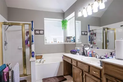 2405 Pine Hollow Court, Arlington, TX 76006 - Photo 23