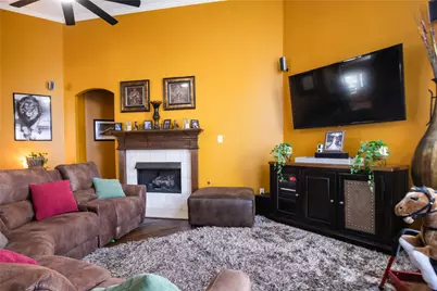 2405 Pine Hollow Court, Arlington, TX 76006 - Photo 13