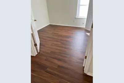 1029 E Hickory Street, Denton, TX 76205 - Photo 5