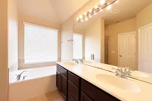 1809 Sparrow Ln, Aubrey, TX 76227 - Photo 19