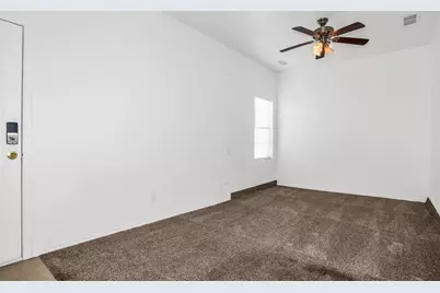 1317 Carver Lane, Irving, TX 75061 - Photo 13