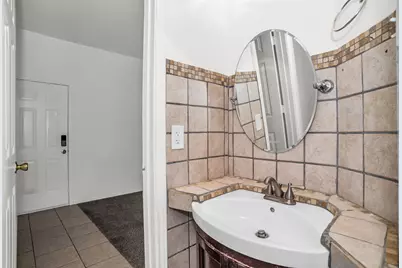 1317 Carver Lane, Irving, TX 75061 - Photo 11