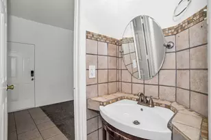 1317 Carver Ln, Irving, TX 75061 - Photo 11