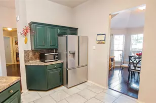 10820 Middleglen Rd, Fort Worth, TX 76052 - Photo 5