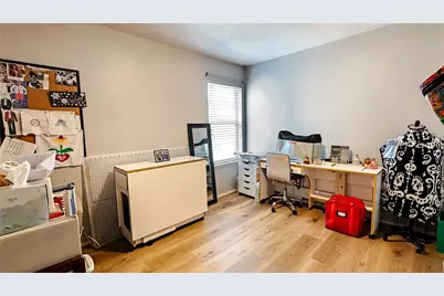 10820 Middleglen Road, Fort Worth, TX 76052 - Photo 19