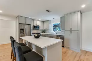 3078 Newcastle Dr, Dallas, TX 75220 - Photo 9