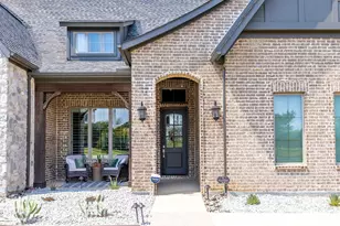 259 Aberdeen Blvd, Argyle, TX 76226 - Photo 3