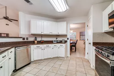 516 Quail Hollow Drive, Mesquite, TX 75150 - Photo 11