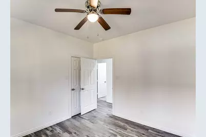 1830 Fernwood Avenue, Dallas, TX 75216 - Photo 17