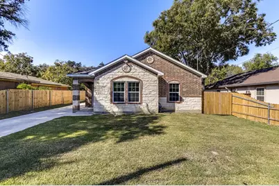 2222 Belknap Avenue, Dallas, TX 75216 - Photo 1