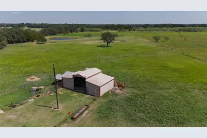 364 Hcr 2200, Aquilla, TX 76622 - Photo 33
