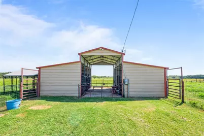 364 Hcr 2200, Aquilla, TX 76622 - Photo 27