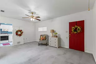 8561 Strathmore Dr, Dallas, TX 75238 - Photo 25