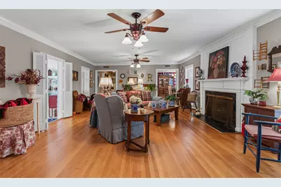 8561 Strathmore Drive, Dallas, TX 75238 - Photo 11