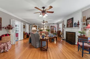 8561 Strathmore Dr, Dallas, TX 75238 - Photo 11