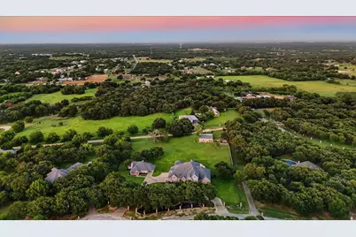 105 Enchanted Court N, Burleson, TX 76028 - Photo 3