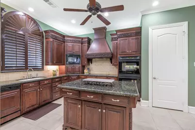 2303 Panorama Court, Arlington, TX 76016 - Photo 11