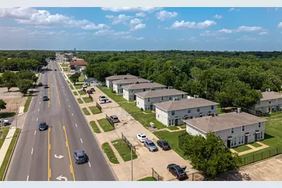 4917 Miller Avenue, Fort Worth, TX 76119 - Photo 17