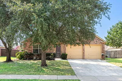 3812 Black Butte Drive, Denton, TX 76210 - Photo 3