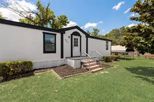 807 1st St, Bridgeport, TX 76426 - Photo 1