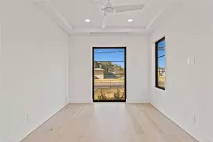 7624 Roper St, Dallas, TX 75209 - Photo 23