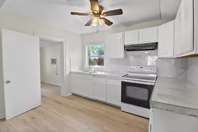 3910 Shelley Boulevard, Dallas, TX 75211 - Photo 31