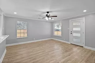 3910 Shelley Blvd, Dallas, TX 75211 - Photo 7