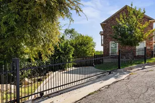 2700 Refugio Ave, Fort Worth, TX 76164 - Photo 33