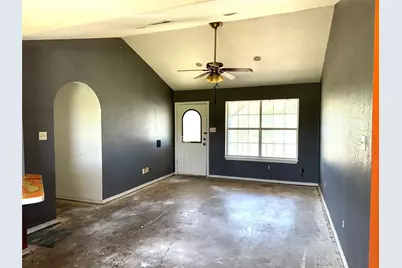 601 Eddy Avenue, Joshua, TX 76058 - Photo 9