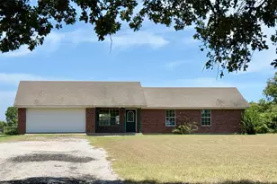 601 Eddy Ave, Joshua, TX 76058 - Photo 3