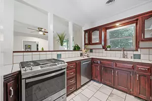 933 Wade Dr, Bedford, TX 76022 - Photo 13