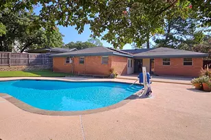 933 Wade Dr, Bedford, TX 76022 - Photo 37