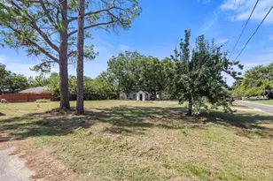 511 Denver St, Alvord, TX 76225 - Photo 5
