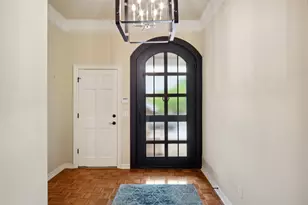 9131 Valley Chapel Ln, Dallas, TX 75220 - Photo 3