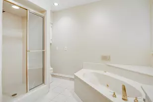 9131 Valley Chapel Ln, Dallas, TX 75220 - Photo 17