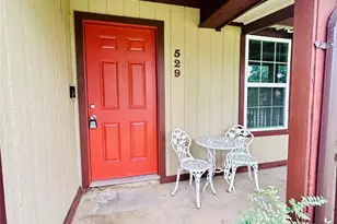 529 Guerin Dr, Arlington, TX 76012 - Photo 3