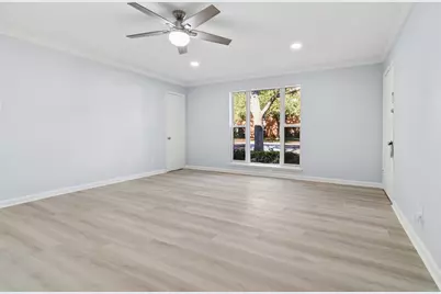 6004 E University Boulevard #131, Dallas, TX 75206 - Photo 3