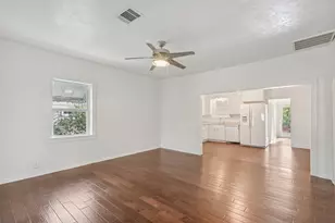 522 Denton St, Denton, TX 76201 - Photo 3