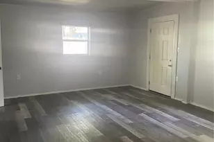 233 10th St NE, Paris, TX 75460 - Photo 5