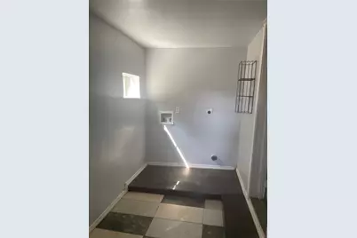 233 10th Street NE, Paris, TX 75460 - Photo 9