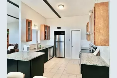 2708 McCart Avenue, Fort Worth, TX 76110 - Photo 9