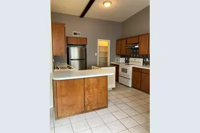 2714 McCart Avenue #2712, Fort Worth, TX 76110 - Photo 17