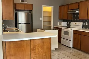 2714 McCart Ave, Fort Worth, TX 76110 - Photo 17