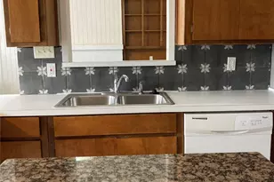 2714 McCart Ave, Fort Worth, TX 76110 - Photo 19