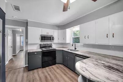 1325 Sunset Street, Waco, TX 76710 - Photo 11